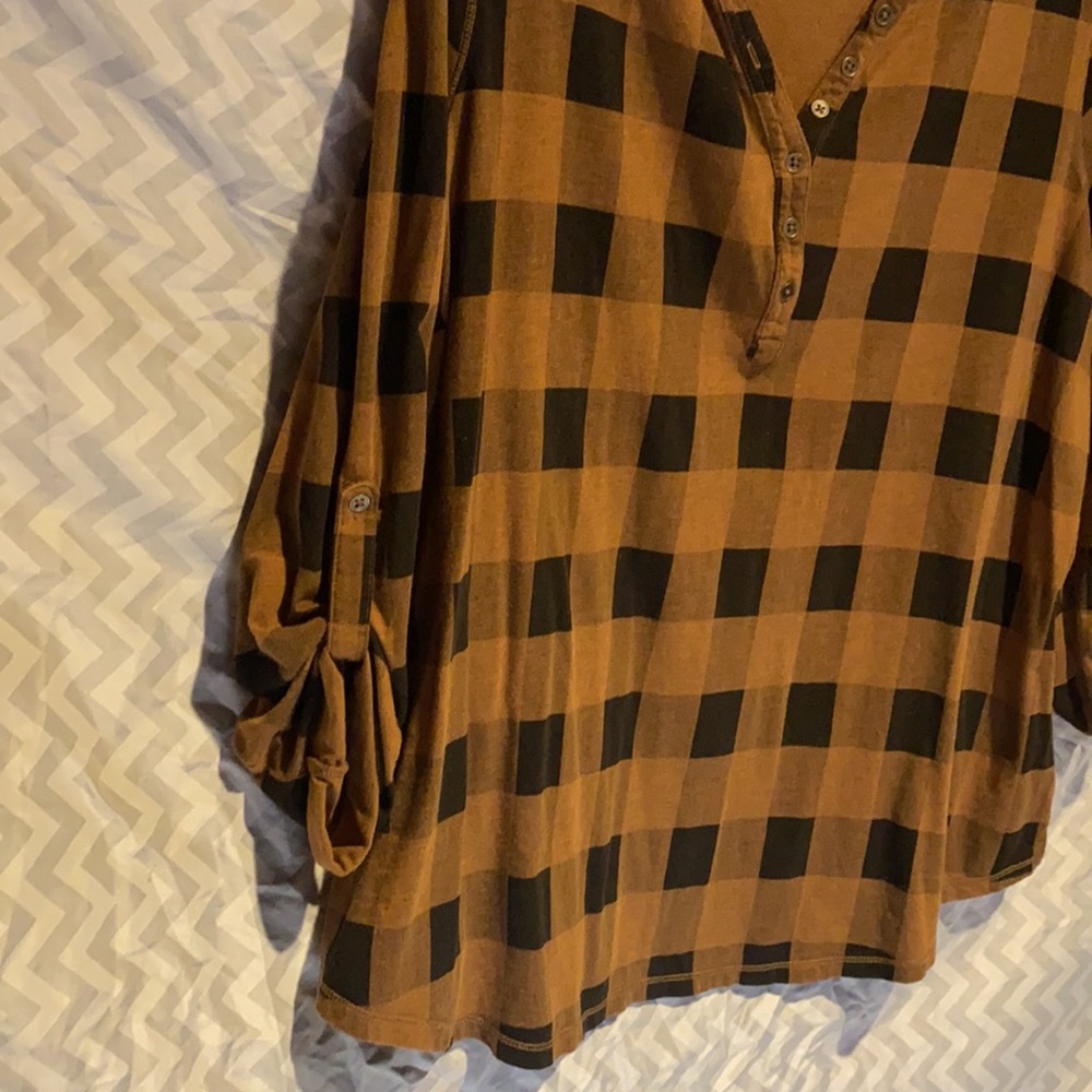 Shirt - Picture 4 of 5